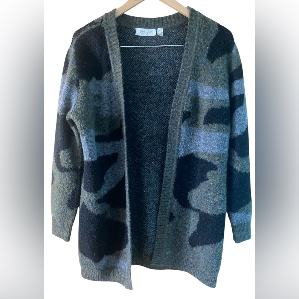 RD Style Sweater Cardigan Camo Print Women Size Small Green / Black